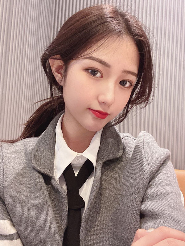 旧金山外围女大学生