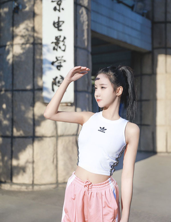 波士顿高端模特价格