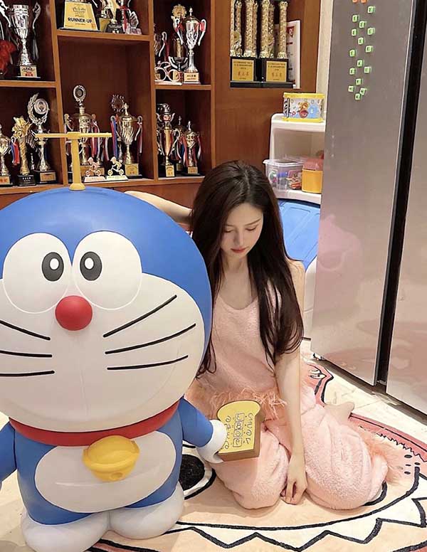 巴黎预约高端模特