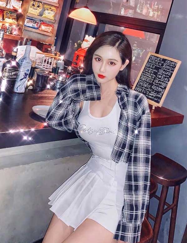 伦敦预约高端模特